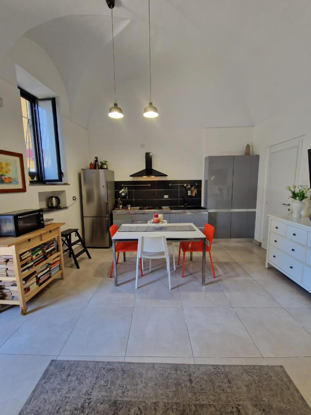 Elvira Home Катания Экстерьер фото